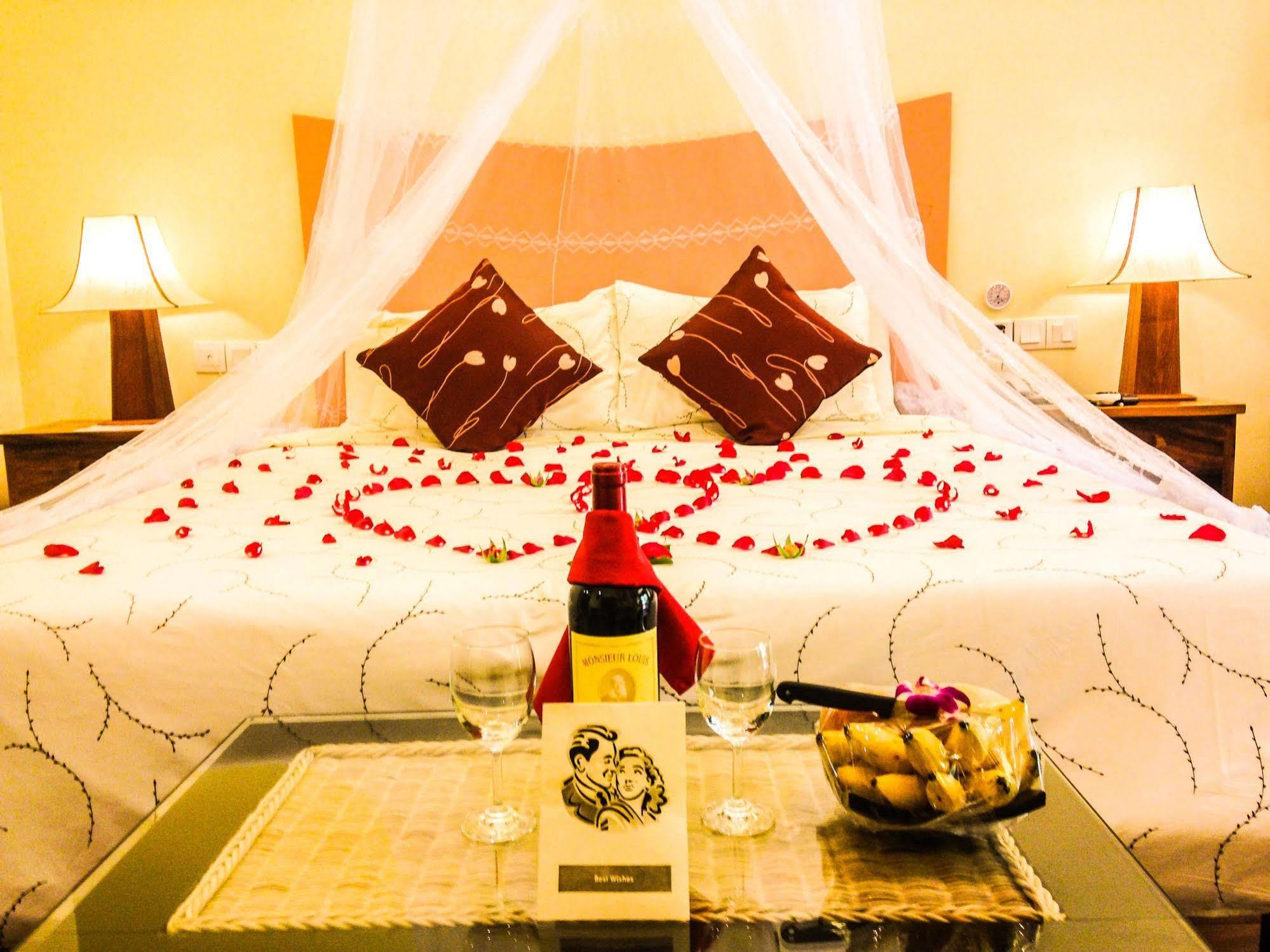Marirath Boutique Hotel Сиемрип Экстерьер фото